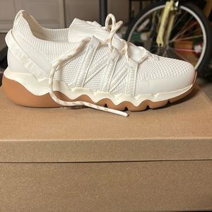 NIB Madewell Knit Sneakers